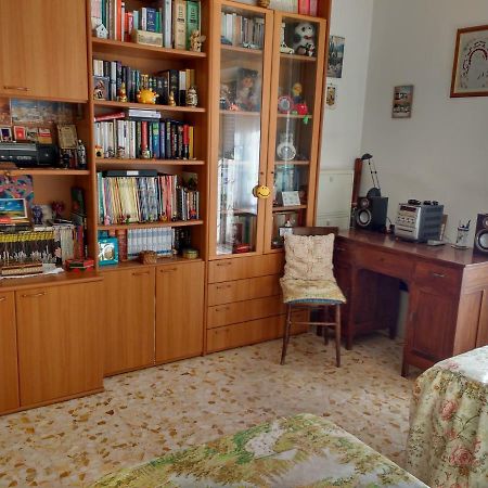 ローマAdrian Houseアパートメント エクステリア 写真